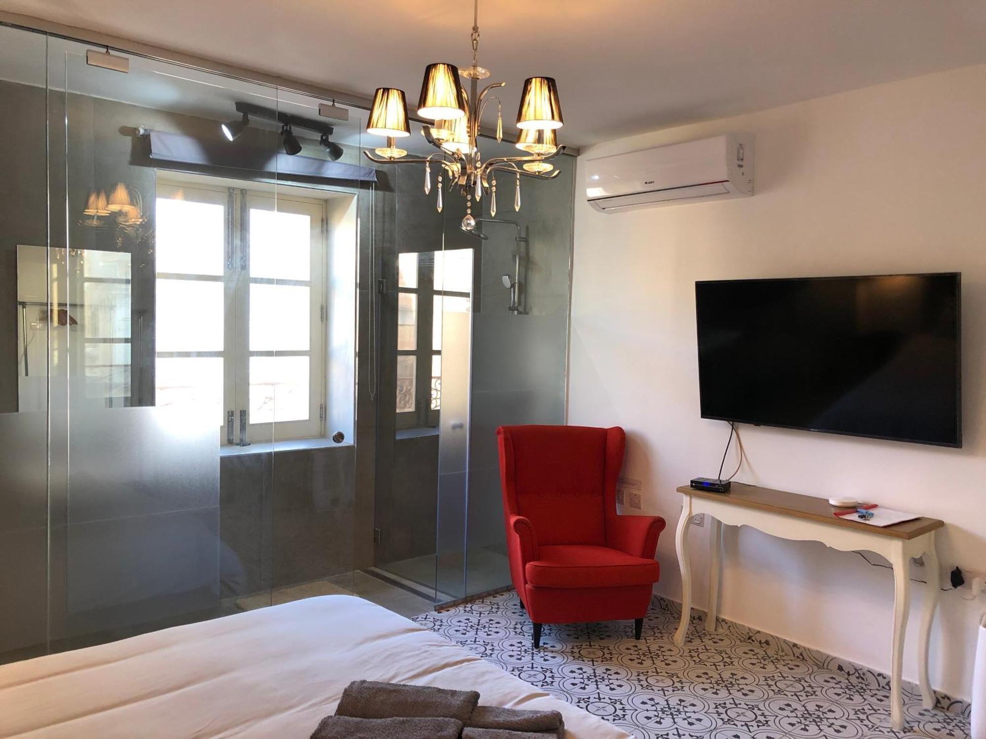 Lee House (Adults Only) Hotel Sliema Room photo